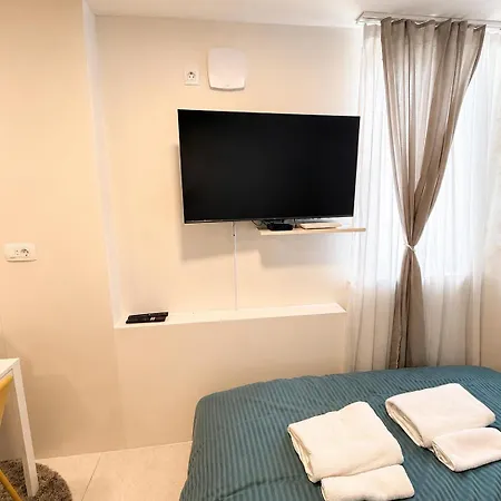 Lan Urban With Prime Location And Parking Апартаменты