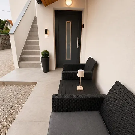 Lan Urban With Prime Location And Parking *